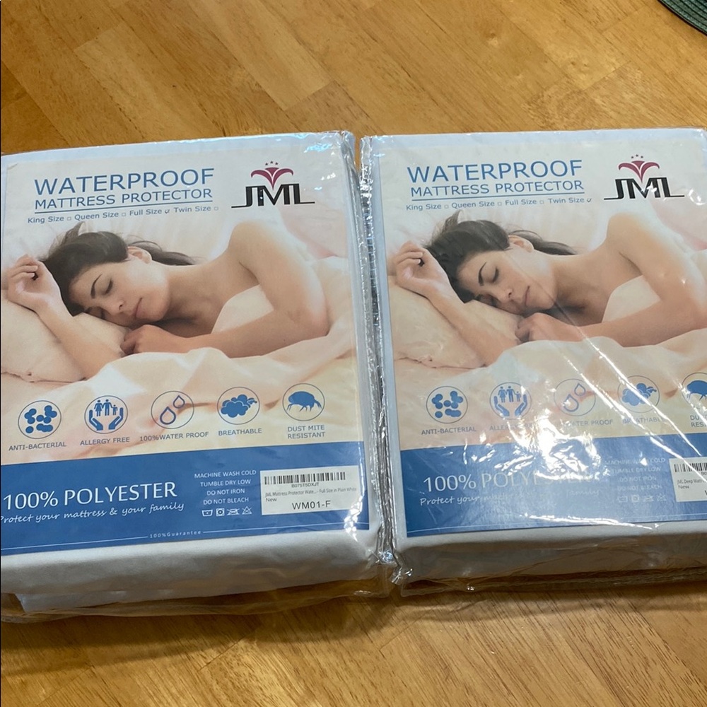 White Waterproof Mattress Protector